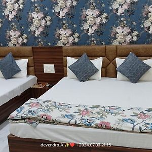 Hotel Ganga Sagar
