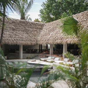 Esh Hotel - Adults Only